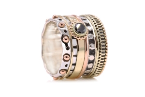 RS-12147 handgemaakte ring uit zilver goud en zwarte diamant