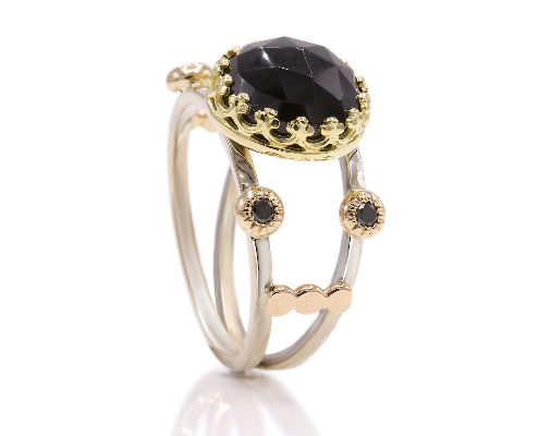 RG-9134 Ring uit goud met spinel zwarte diamanten
