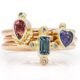 RG-9211-Ringenset-van-geel–en-roodgoud-met-roze-toermalijn,-saffier,-London-blue-topaas-en-gekleurde-diamanten-overview