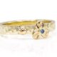 LLR-10293-Gehamerde-gouden-ring-met-blauwe-diaman-overview