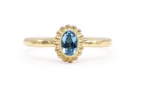 RG-9238 gouden ring gehamerde ring met topaas-overview